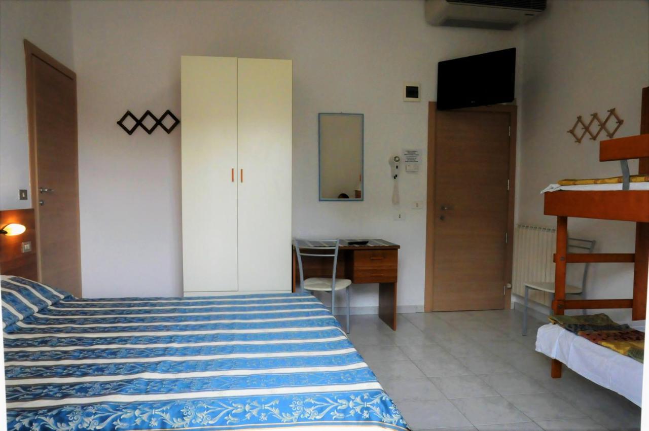 Hotel Acapulco Rimini Dış mekan fotoğraf