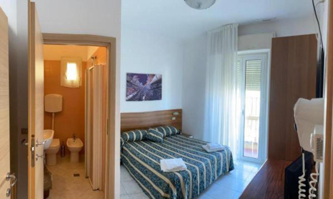 Hotel Acapulco Rimini Dış mekan fotoğraf
