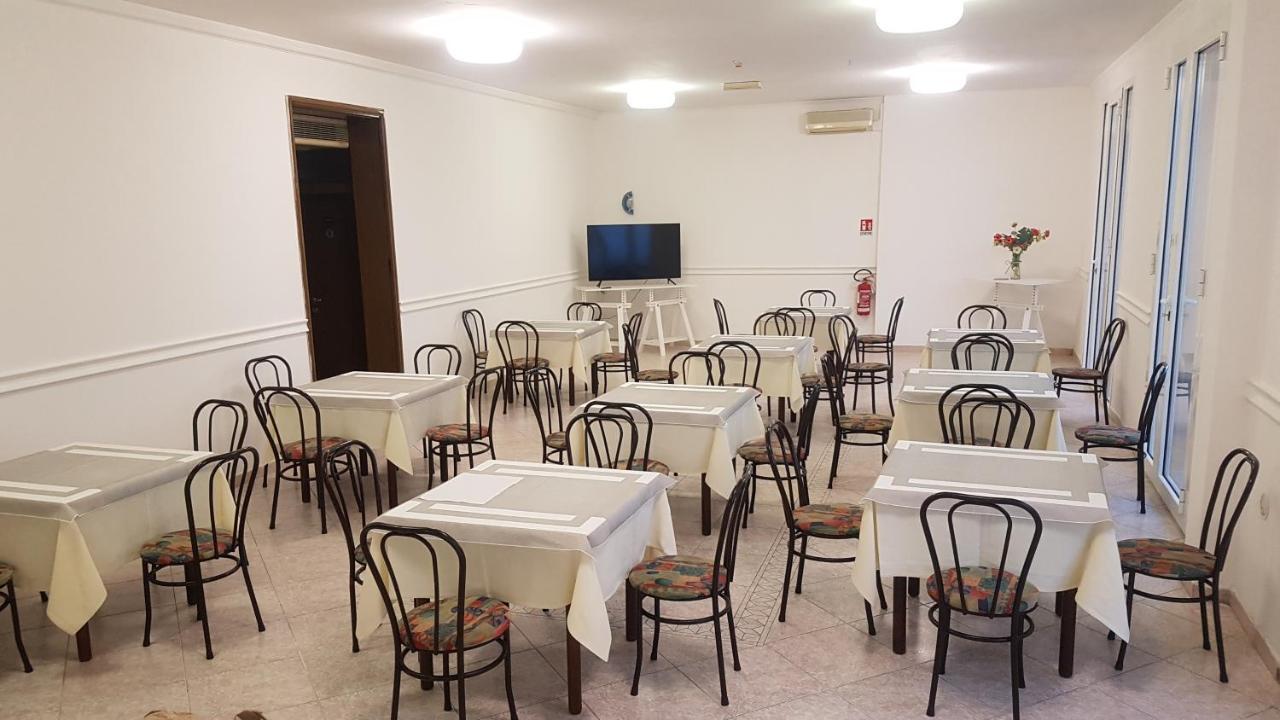Hotel Acapulco Rimini Dış mekan fotoğraf