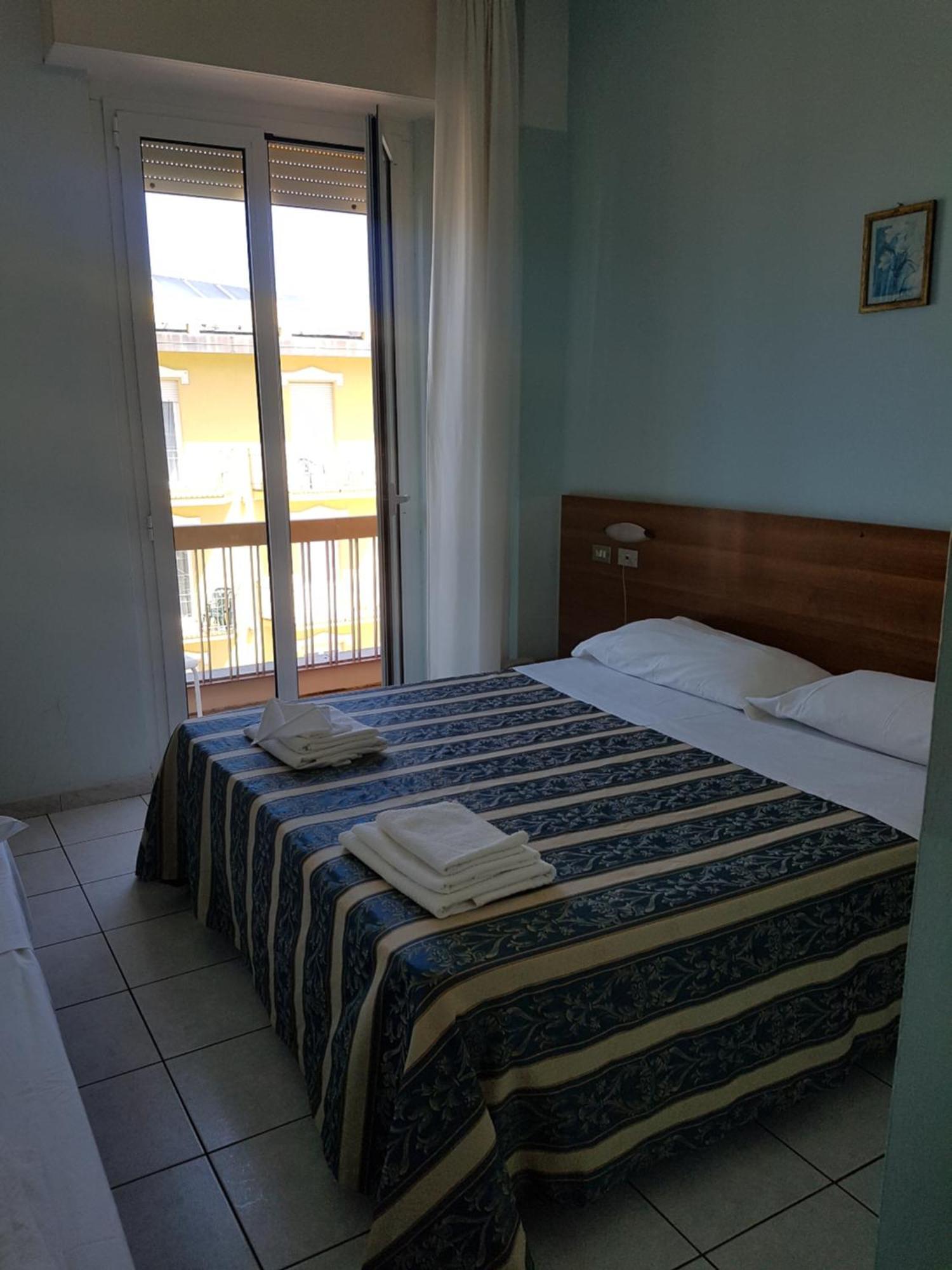 Hotel Acapulco Rimini Dış mekan fotoğraf